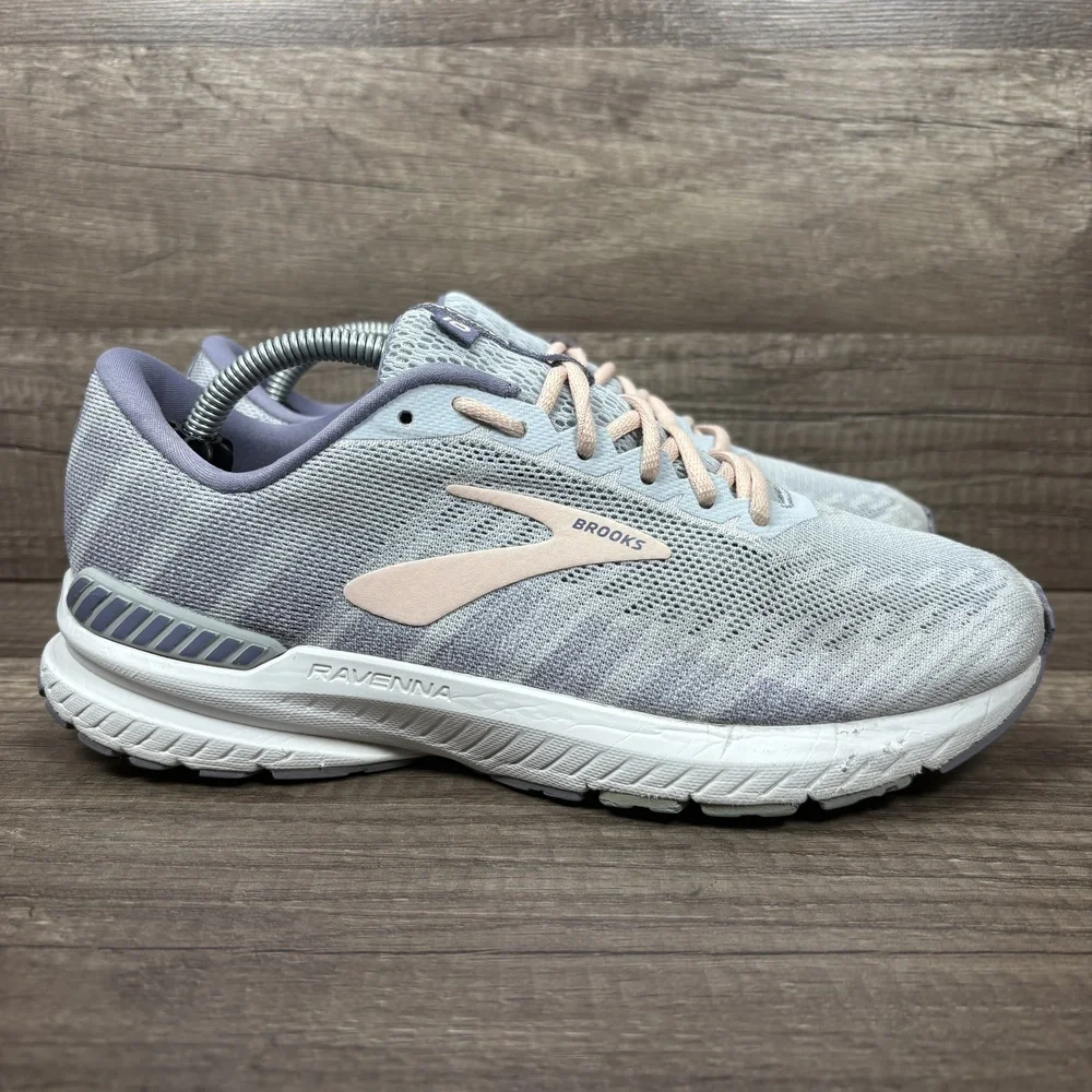 Brooks Ravenna 10 Gray Womens US Size 7.5 EUR 38.5 1202861B110 Running Shoes